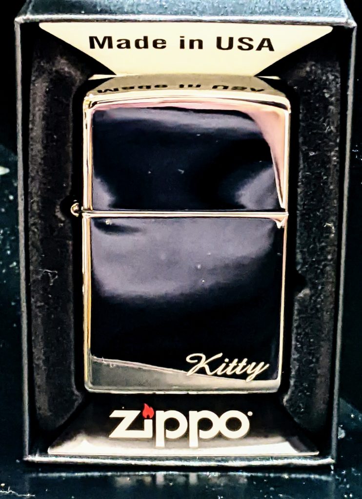 Zippoライターへのレーザー名入れ刻印  2023年6月1日