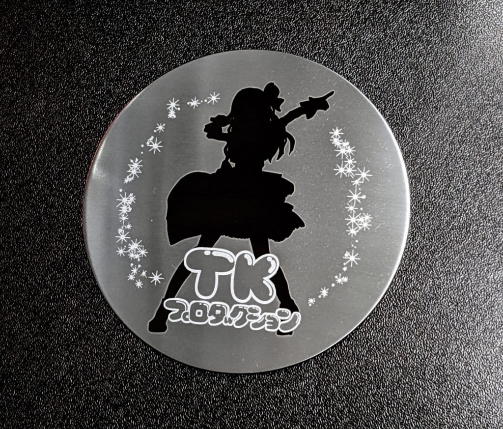 お店様ロゴを2色にレーザー刻印したステンレス製コースターのご製作　2025年12月17日